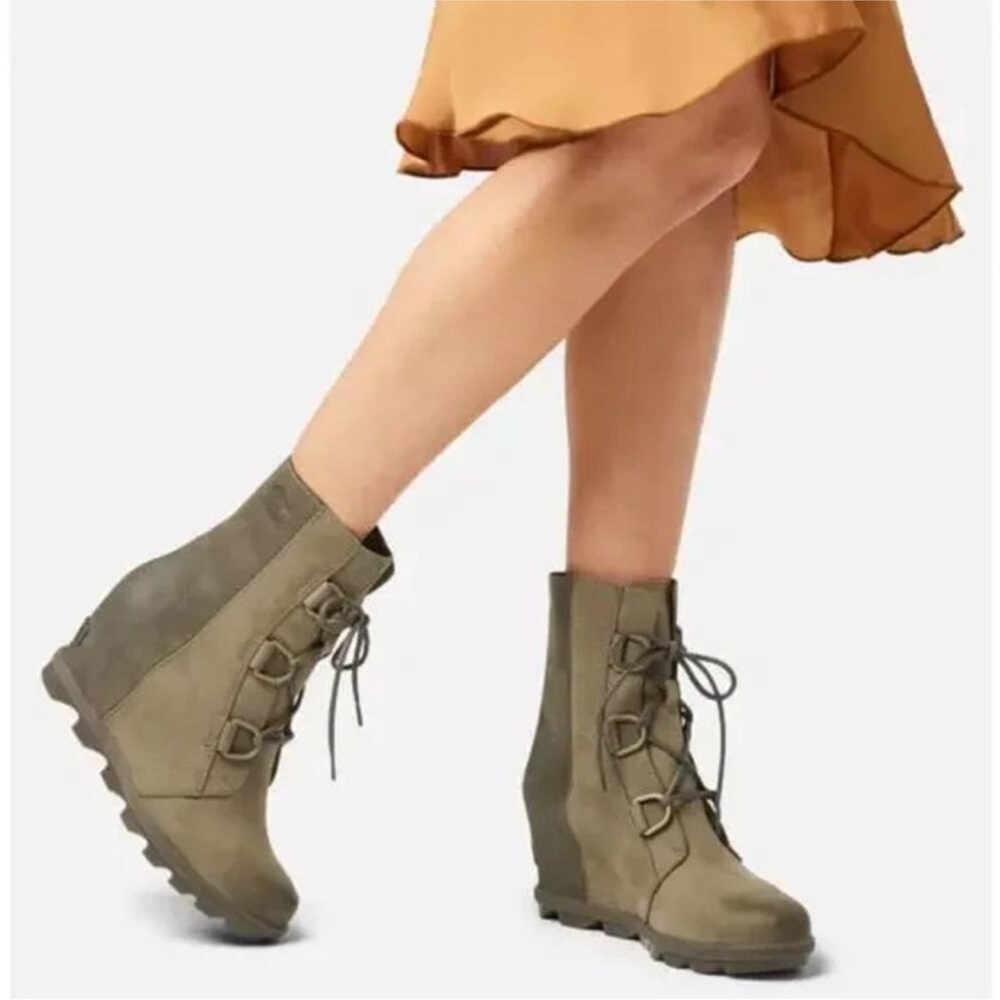 Sorel Women's Joan of Arctic Green Lace-Up Combat Boots